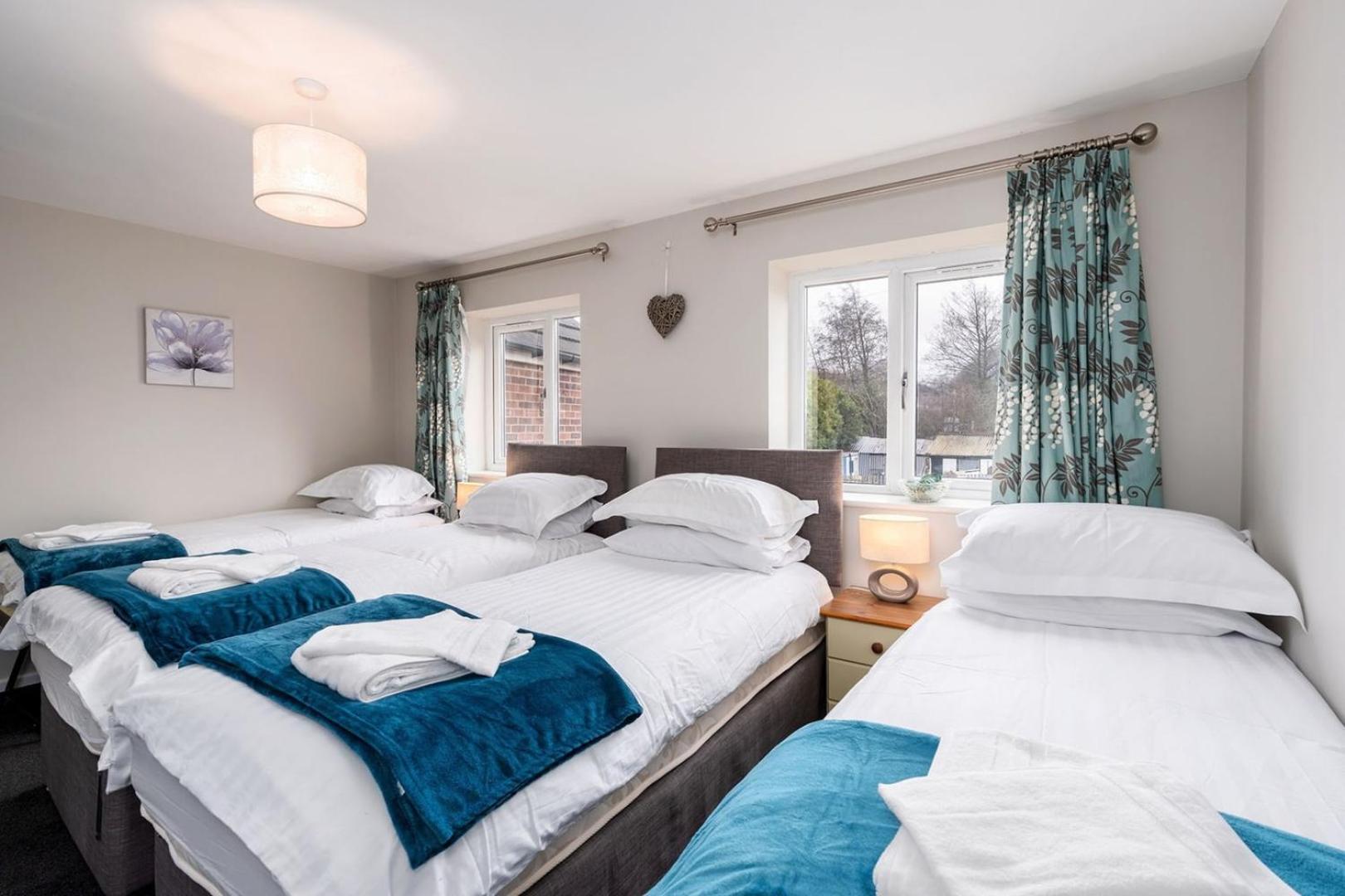 Stunning 3 Bedroom Home Hillsborough Sheffield Exterior photo